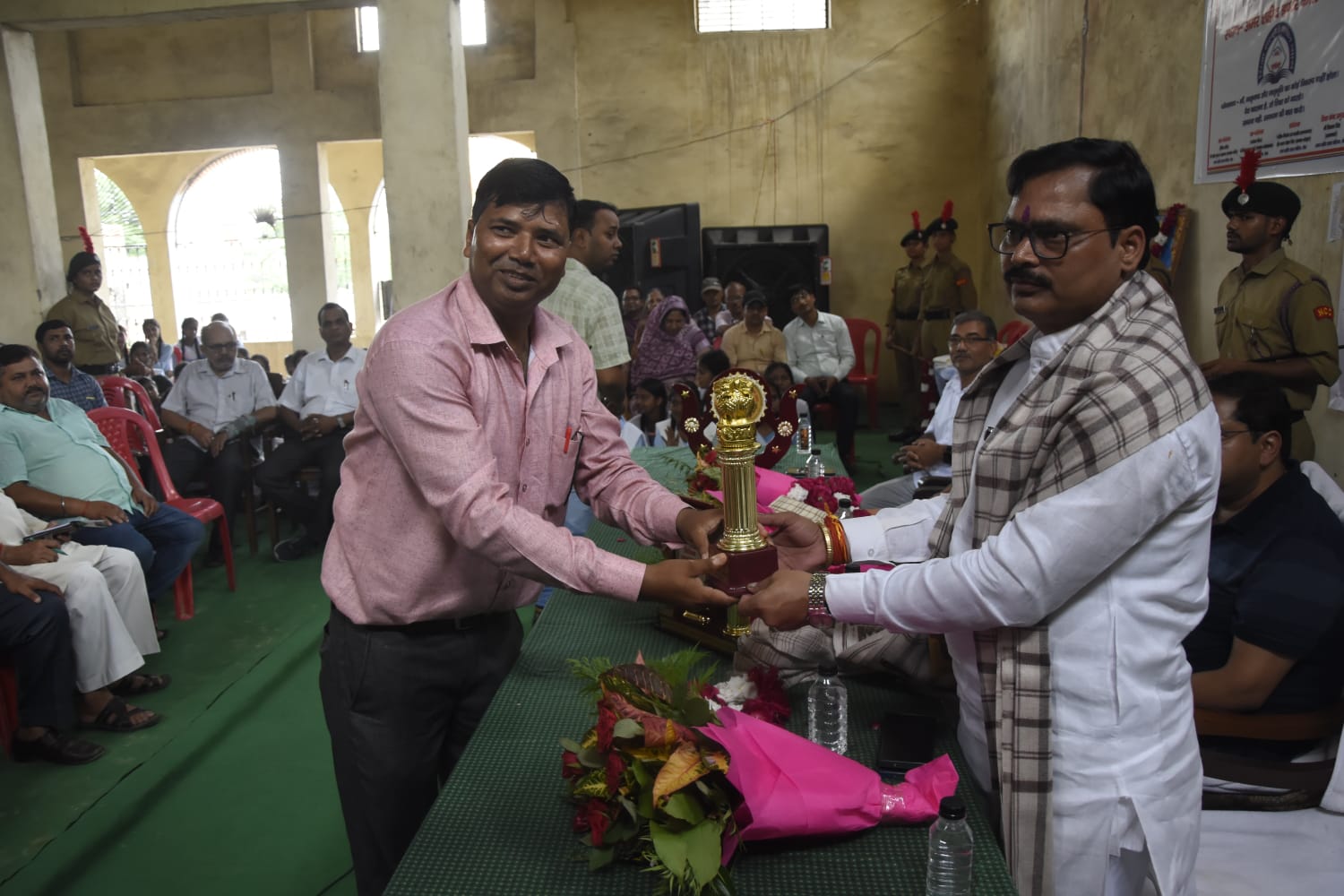 https://amarshahidintercollegebewar.in/uploads/slider/687cf2186bd6c.jpg